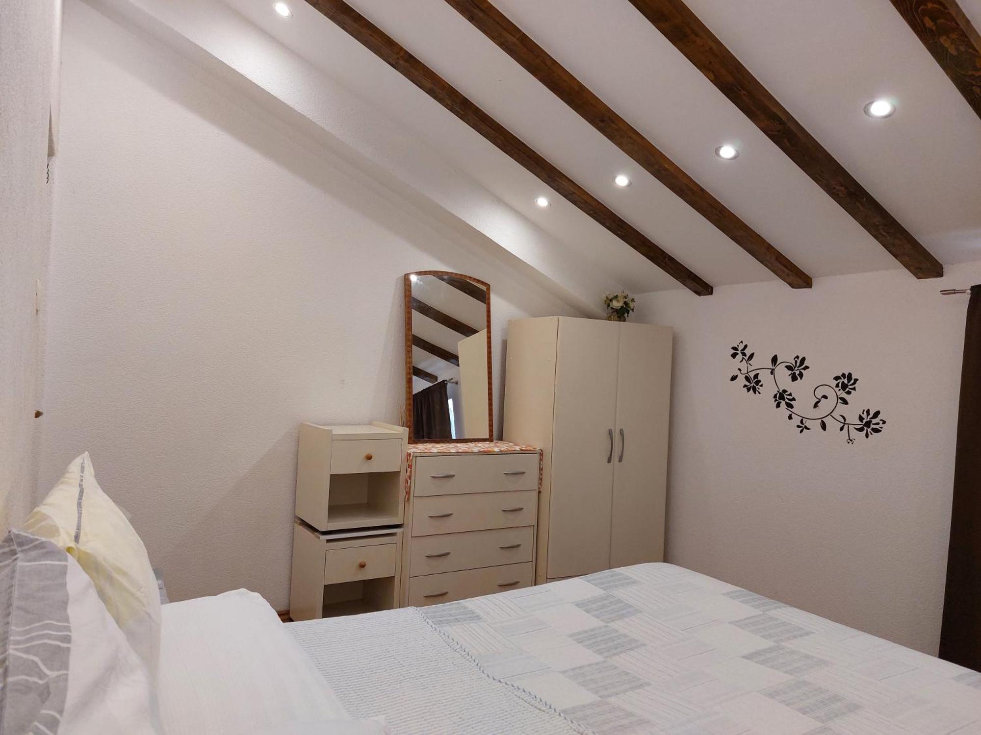 Apt Lavender On Nincevica St- 1 Bedroom Apt 5 Min To The Old Town Of Split Bagian luar foto